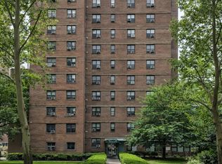 385 Grand Street #L904, New York, NY