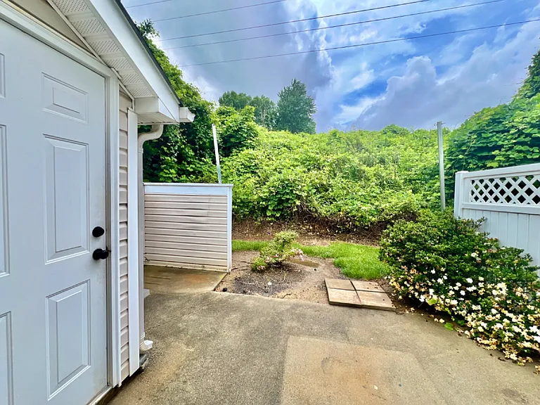 119 Ross Moore Ave — Photo 20