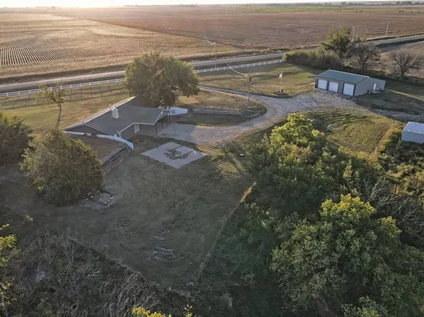 2155 340th Rd, Beloit, KS 67420