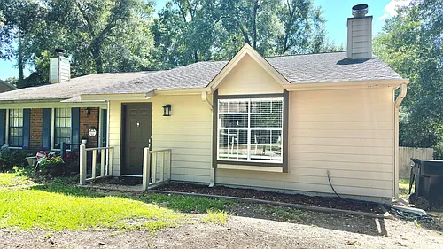2323 Via Sardinia St #B Photo 1 2323 Via Sardinia St #B Photo 1