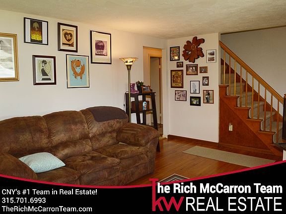 3rd image of 207 Richardson Dr