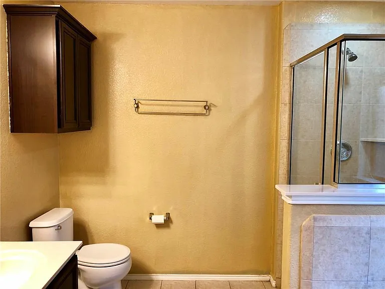 5716 Sapphire Pool Trl — Photo 18