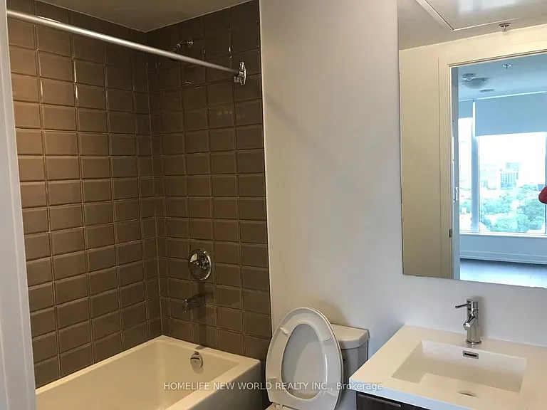 203 College St #2505 — Photo 14