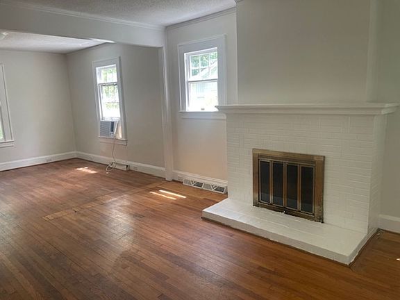3rd image of 725 Gales Ave #A