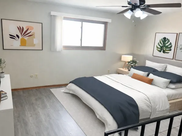 5266 Grafton Rd #9A, Brunswick, OH 44212