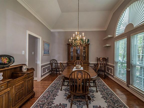 5th image of 3818 Deer Grass Ct