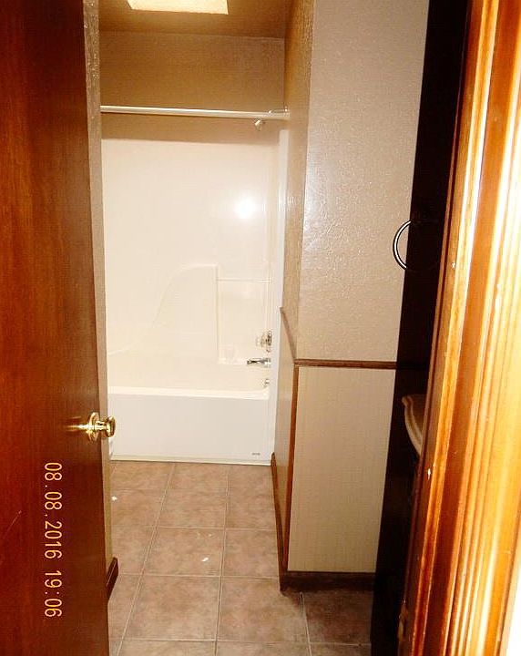 1st image of 2604 Lonnie Ln
