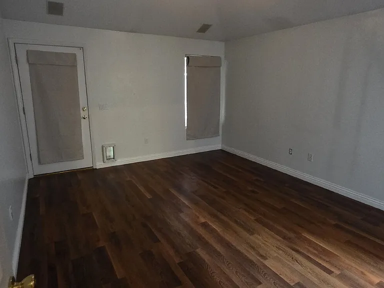 10500 Attleboro Ave — Photo 14