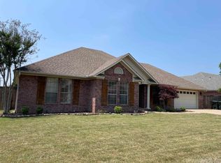 1505 Amelia Dr, Conway, AR 72034