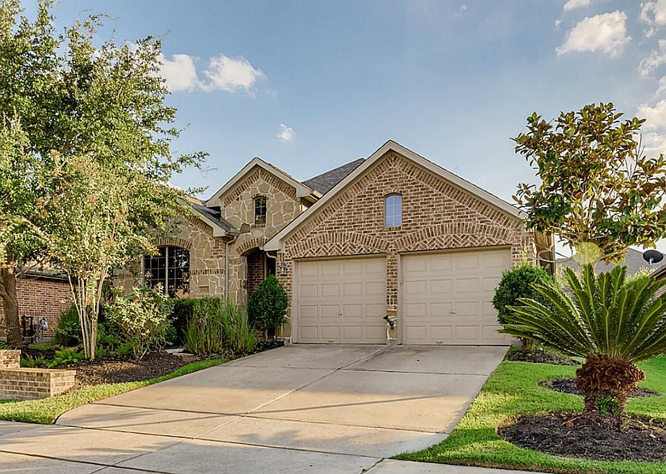 1st image of 18415 W Willow Oak Bend Dr