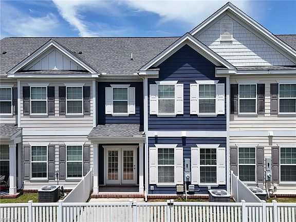 2nd image of 5127 Lombard St