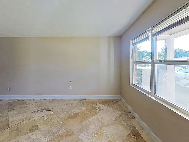 330 Stahlman Ave — Photo 19