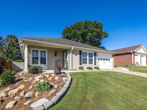 3305 Cater Ct, Phenix City, AL 36867