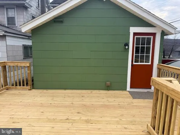 357 W Broad St, Williamstown, PA 17098