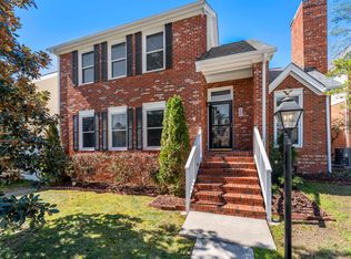 107 Crestpoint Ct, Cary, NC 27513