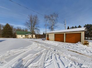 3675 Flanner Ln, Laona, WI 54541