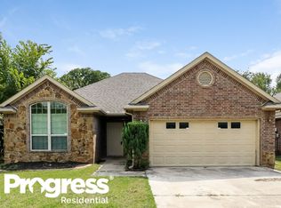 3228 Vine St, Euless, TX 76040