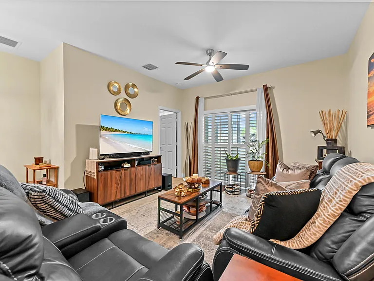 3043 Grandiflora Dr — Photo 6