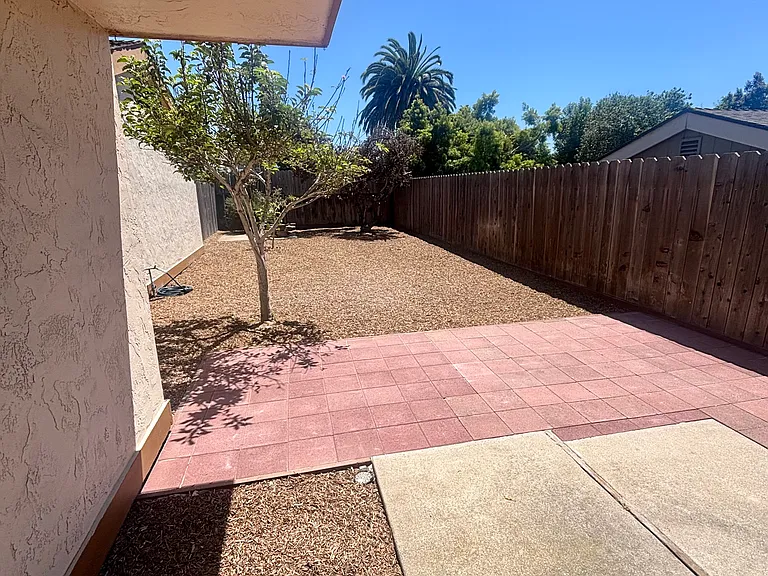 1164 Trinity Ave #A — Photo 11