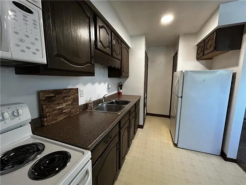 105 Wildwood Dr — Photo 4