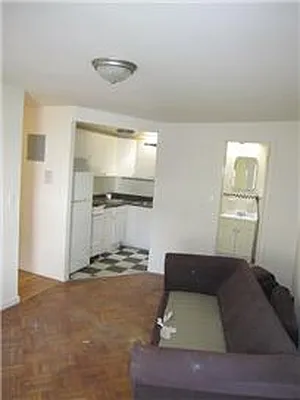 Rented by AJ Clarke | media 22