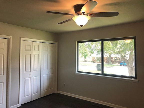 Master has 2 closets 