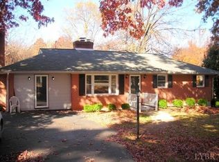 305 Prospect Rd, Hurt, VA 24563