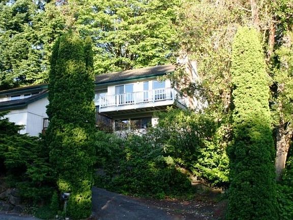 5th image of 5114 Somerset Dr SE