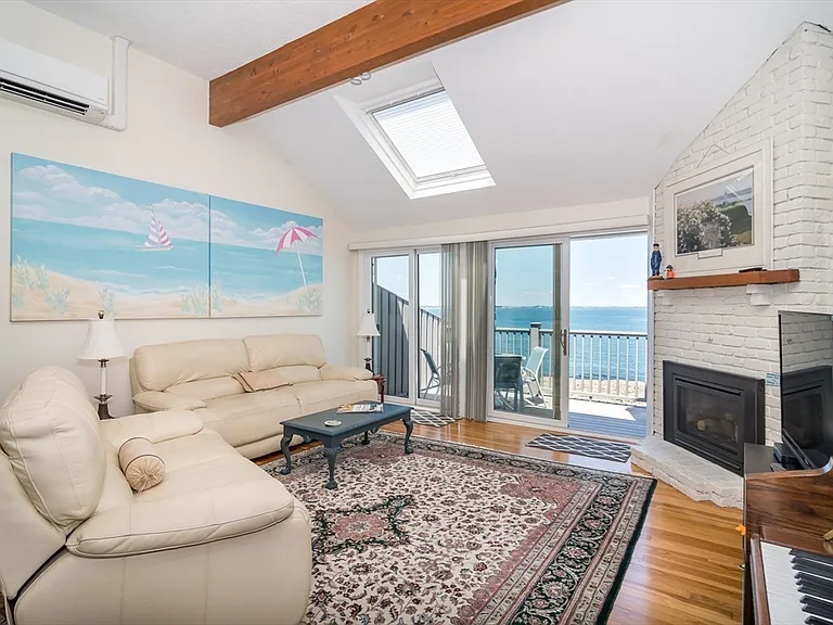 22 Oceanside Dr #22 — Photo 12
