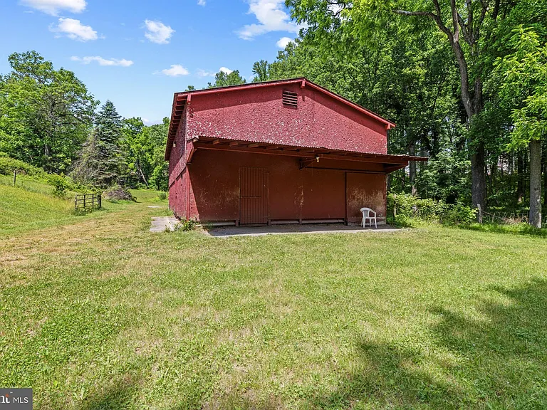 6510 Haviland Mill Rd — Photo 46