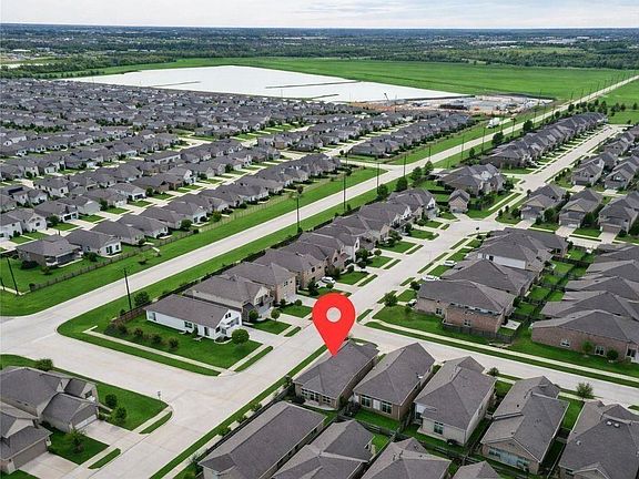 3rd image of 6002 Rivercane Way