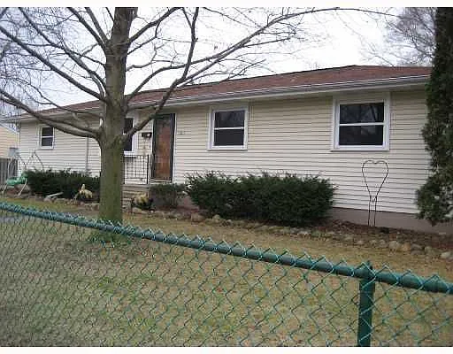 721 York St photo 1