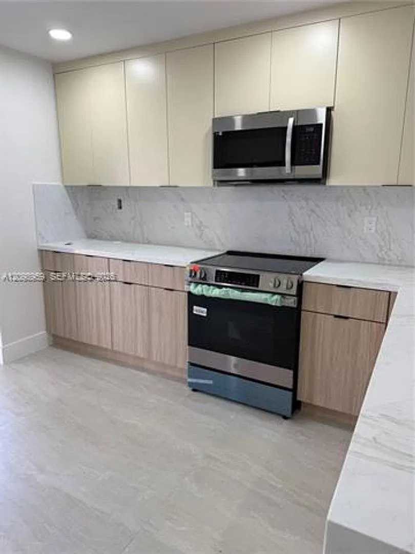 8397 SW 147th Pl th 8397, Miami, FL 33193 — Photo 1