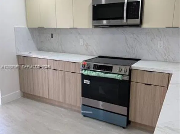 8397 SW 147th Pl #Townhouse 8397, Miami, FL 33193