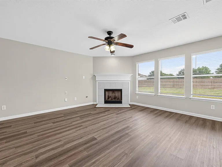 3219 Watercliff Ct — Photo 16