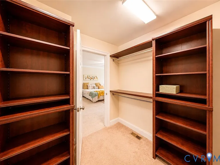 5421 Hickory Ann Dr — Photo 34