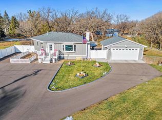 45 106th Ave NW, Coon Rapids, MN 55448