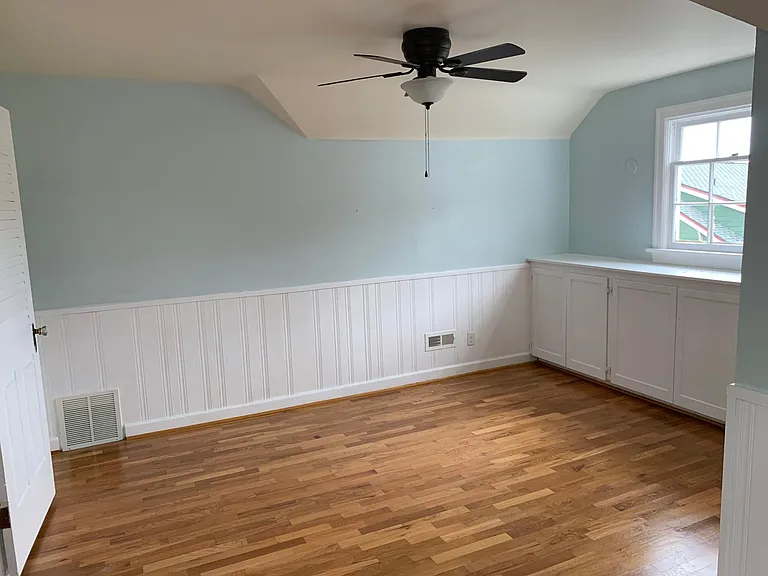 End of hall room