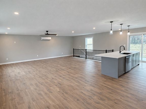 4th image of 6309 E 152nd Ter