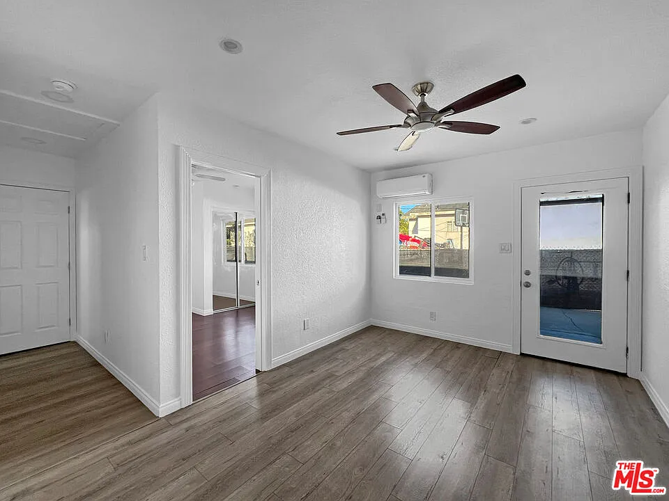 1 bed, 1.0 bath, 600 sqft, $2,300 — Photo 2