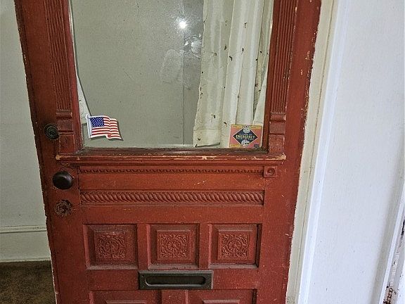 3rd image of 1602 6th Ave