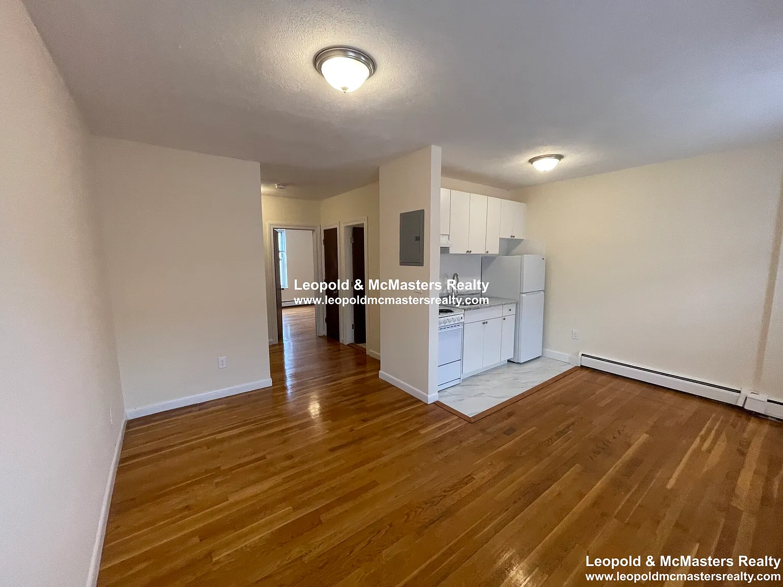 North Beacon St Brighton Apartments — Photo 3