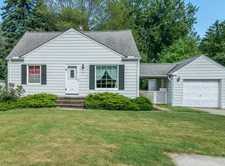 839 Lander Rd, Mayfield Village, OH 44143
