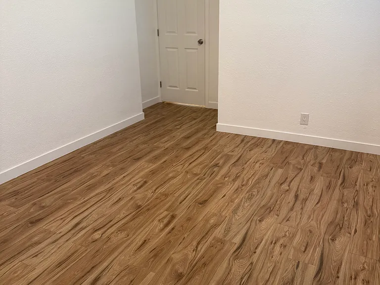 630 W 2nd Ave #13 — Photo 13