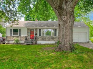 3400 S Overton Ave, Independence, MO 64052