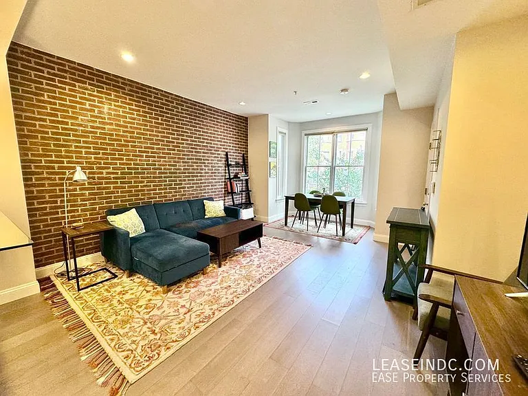 410 M St NW #2 — Photo 6