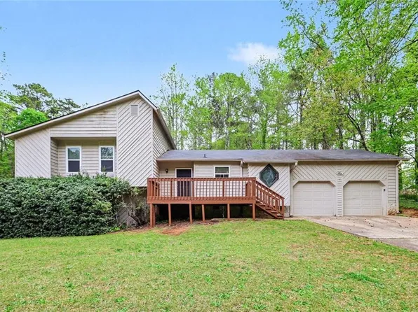 3242 Carmel Dr, Douglasville, GA 30135