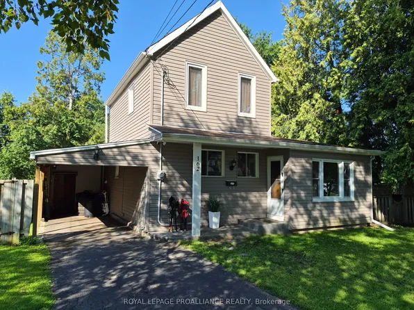 162 1st Ave, Brockville, ON K6V 3B5