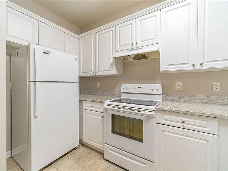 1191 Primrose View Cir — Photo 11