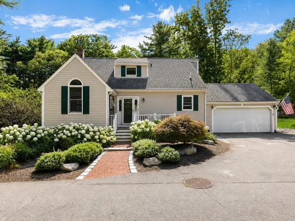 18 Cedarledge Vlg Unit 18, Cohasset, MA 02025